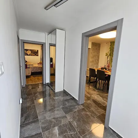Dado Apartament