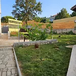 Dado Apartment