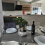 Apartament Dado *