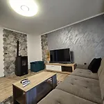 Apartament Dado Čavle