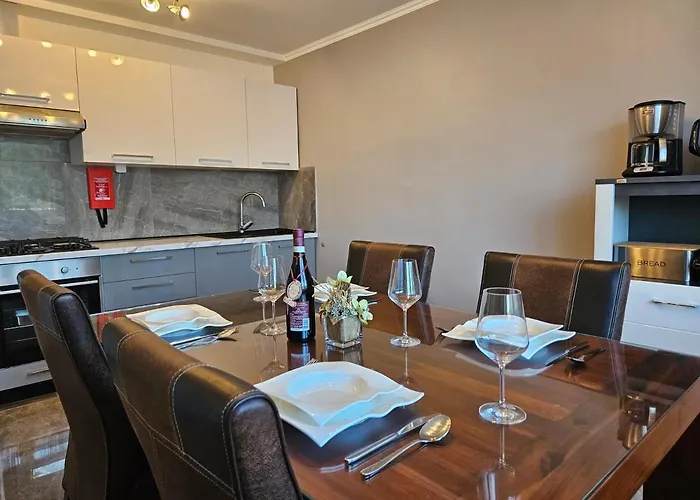 Dado Apartment Cavle